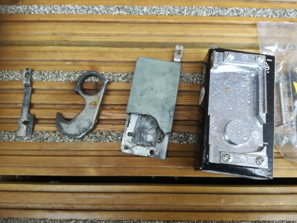 UPVC repair top case