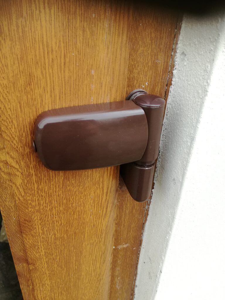 UPVC door flag hinge